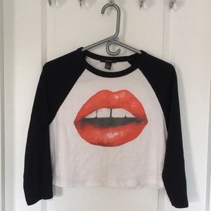 Cropped Elbow Sleeves